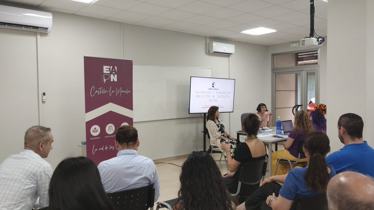 Estos días celebramos la #Asamblea y el Encuentro de entidades de la <a href="/EAPNclm/">EAPN CLM</a>. "Ampliando escenarios de intervención", con 39 participantes de 21 organizaciones, en Castilla-La Mancha.