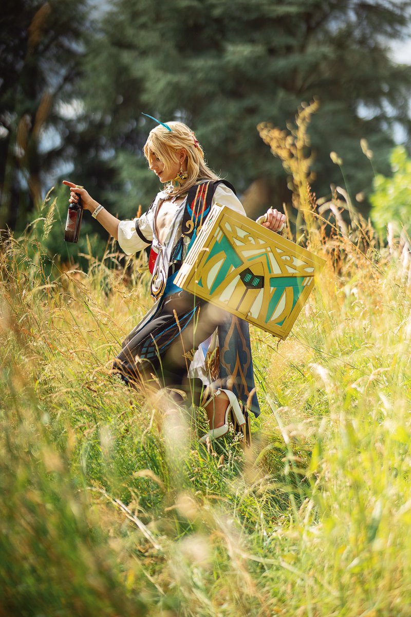 Is it bad etiquette to share pictures I got THE moment I get them???
@khanomphi  COOKED, and freshly served these today~ 

#Kaveh #Cosplay #Dokomi2025 <a href="/DoKomi/">DoKomi</a>