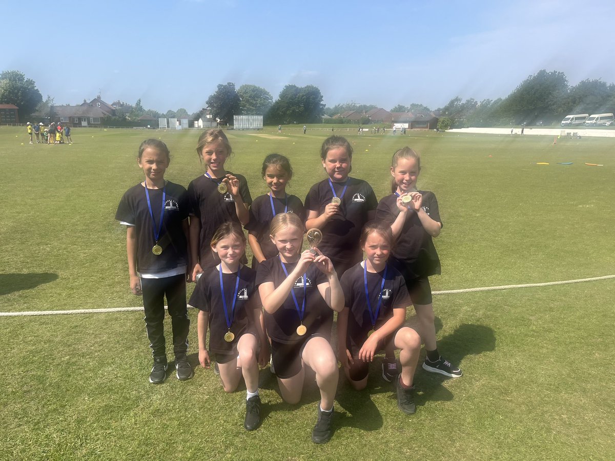 Following on from our boys yesterday, our y3/4 girls cricket team were also crowned North Yorkshire champions  🏏🥇They will also get the opportunity to play at Headingly Cricket Ground. Well done girls