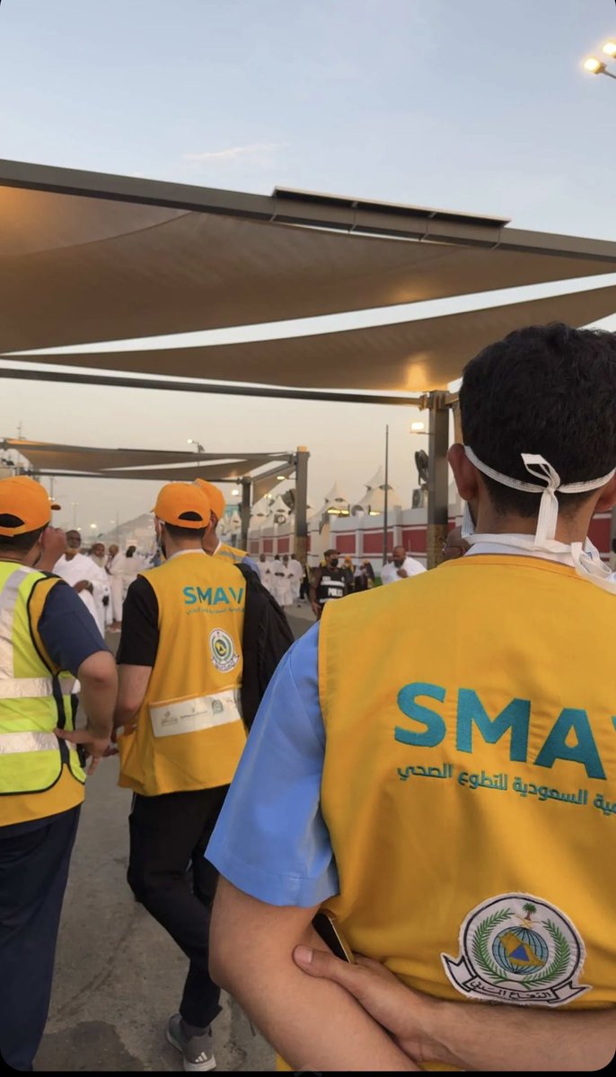 ختامًا، انتهت رحلتنا التطوعية مع #أكاديمية_SMAV في خدمة ضيوف الرحمن خلال موسم #حج_1446 🕋✨
تجربة استثنائية جمعنا فيها بين العطاء، والتعلم، والعمل بروح الفريق الواحد 🤝
شكرًا لكل من كان جزءًا من هذا المشوار الملهم، ولكل يد ساهمت في صنع الفرق 🩺🤍
#التطوع_الصحي
#أكاديمية_SMAV