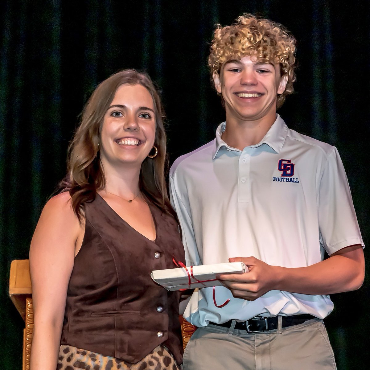 Today we recognize rising senior Peyton Katz, the recipient of the Rensselaer Medal.
This medal is awarded to a junior who is at or near the top of their class and excels in advanced math and science courses. The student must demonstrate potential for success in a challenging