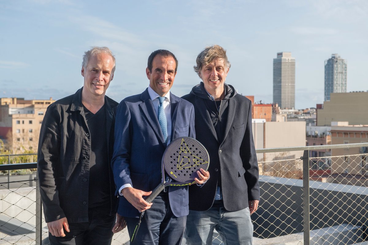 CUPRA Prensa (@cupraprensa_es) on Twitter photo 🥎 #CUPRA lanza Gamechangers: un concurso internacional de pádel que recorrerá 8️⃣ ciudades en 6️⃣ países distintos para descubrir nuevos talentos de entre 15 y 24 años en colaboración con <a href="/padelfip/">FIP - International Padel Federation</a> 🌍.
Una oportunidad única en la vida. +INFO ➡️ seat-cupra-mediacenter.es/CUPRA-Brand/no… 🥎 #CUPRA lanza Gamechangers: un concurso internacional de pádel que recorrerá 8️⃣ ciudades en 6️⃣ países distintos para descubrir nuevos talentos de entre 15 y 24 años en colaboración con <a href="/padelfip/">FIP - International Padel Federation</a> 🌍.
Una oportunidad única en la vida. +INFO ➡️ seat-cupra-mediacenter.es/CUPRA-Brand/no…