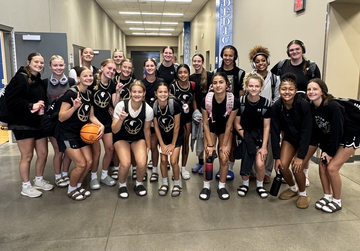 📍 HCC Team Camp

🤘🏀 | #TOGETHER