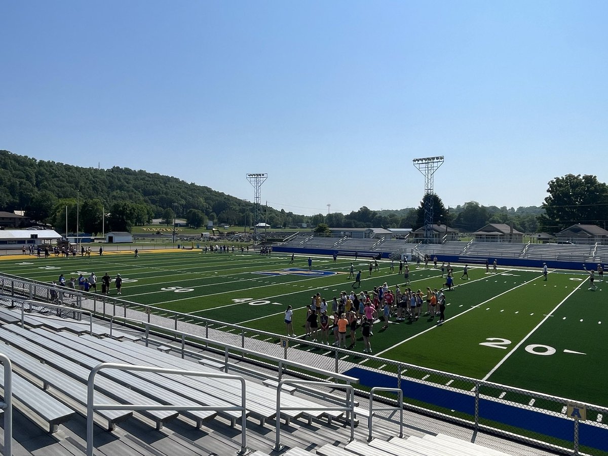 Philo Athletic Boosters (@athleticphilo) on Twitter photo Lots of excitement in the air in Duncan Falls! Football, Soccer, Volleyball and Basketball getting after it in voluntary summer workouts! <a href="/PhiloAD/">Philo Athletics</a> <a href="/Philogirlsbball/">Dan Hilty</a> <a href="/PhiloBoysHoops/">Philo Boys Basketball</a> <a href="/PhiloFootball1/">Philo Football</a> <a href="/PhiloVball/">@PHSVolleyball</a>
#FAMILY
#CULTURE Lots of excitement in the air in Duncan Falls! Football, Soccer, Volleyball and Basketball getting after it in voluntary summer workouts! <a href="/PhiloAD/">Philo Athletics</a> <a href="/Philogirlsbball/">Dan Hilty</a> <a href="/PhiloBoysHoops/">Philo Boys Basketball</a> <a href="/PhiloFootball1/">Philo Football</a> <a href="/PhiloVball/">@PHSVolleyball</a>
#FAMILY
#CULTURE