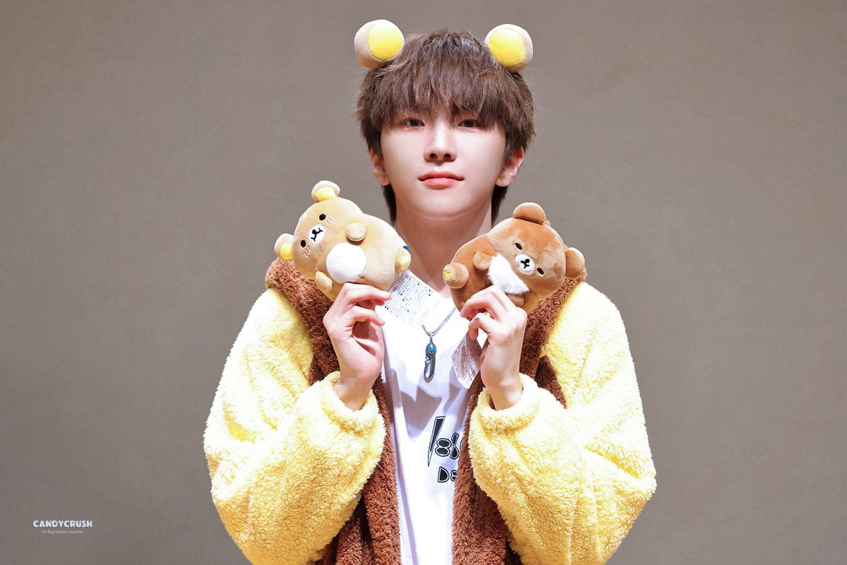 250611

#BOYNEXTDOOR #보이넥스트도어 
#WOONHAK #운학 #ウナク