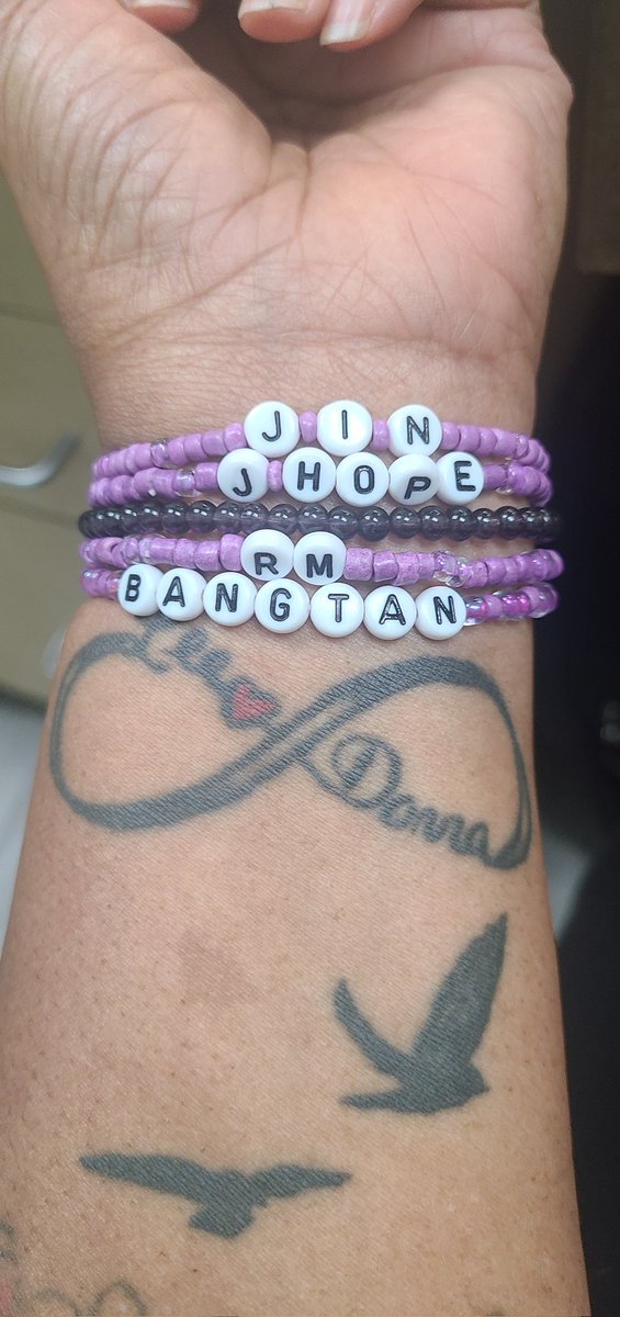 Nett_4everARMY's tweet image. GOOD MORNING BTSARMYFAM!!! In ten more days, i will have them all with me...yay💜

@BTS_twt

#WelcomeBack #foreverarmy