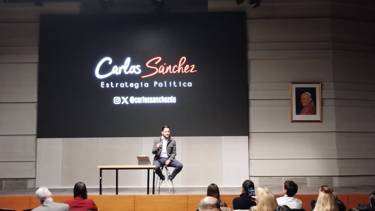 Abner Piñate (@abnerpinate) on Twitter photo 💪🏽 Continuamos con Carlos Sánchez 🇨🇴
<a href="/carlossanchezdu/">Carlos Sánchez</a>
Y su presentación “Caos, mentira y poder.”
⚡️🇦🇷 <a href="/CumbreCP/">CumbreCP</a> <a href="/PolitologosD/">Politólogos Digitales</a> <a href="/CumbreOnline/">Cumbre.Online</a> #CongresoBA 💪🏽 Continuamos con Carlos Sánchez 🇨🇴
<a href="/carlossanchezdu/">Carlos Sánchez</a>
Y su presentación “Caos, mentira y poder.”
⚡️🇦🇷 <a href="/CumbreCP/">CumbreCP</a> <a href="/PolitologosD/">Politólogos Digitales</a> <a href="/CumbreOnline/">Cumbre.Online</a> #CongresoBA