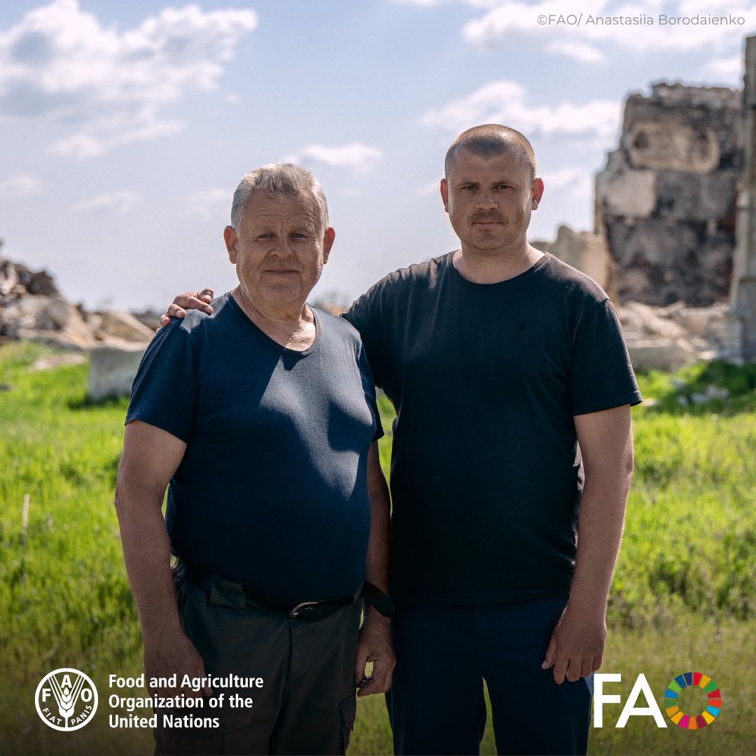 Roman, a farmer from Mykolaivska oblast, lost his 160-ha farm in 2022 when his village was destroyed. After returning home, he faced mined fields and no equipment. An FAO voucher helped him buy seeds and fertilizers. Today, he’s step by step back to farming.