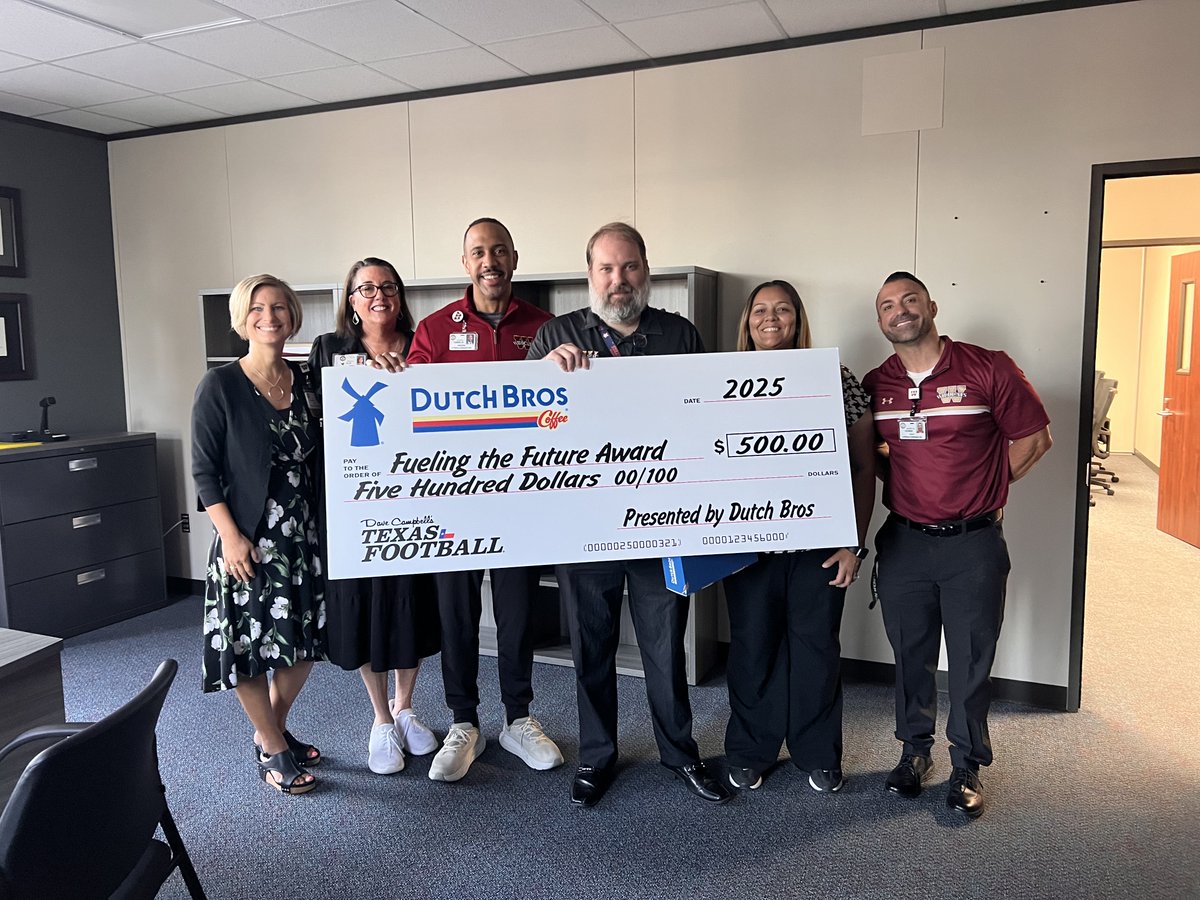 Dave Campbell's Texas Football — TexasFootball.com (@dctf) on Twitter photo Congratulations to Cypress Woods High School's teacher Kasey Willeby for winning our Fueling the Future Award presented by <a href="/DutchBros/">Dutch Bros Coffee</a>!
<a href="/CyWoods212/">Cypress Woods HS</a>
#txhsfb Congratulations to Cypress Woods High School's teacher Kasey Willeby for winning our Fueling the Future Award presented by <a href="/DutchBros/">Dutch Bros Coffee</a>!
<a href="/CyWoods212/">Cypress Woods HS</a>
#txhsfb