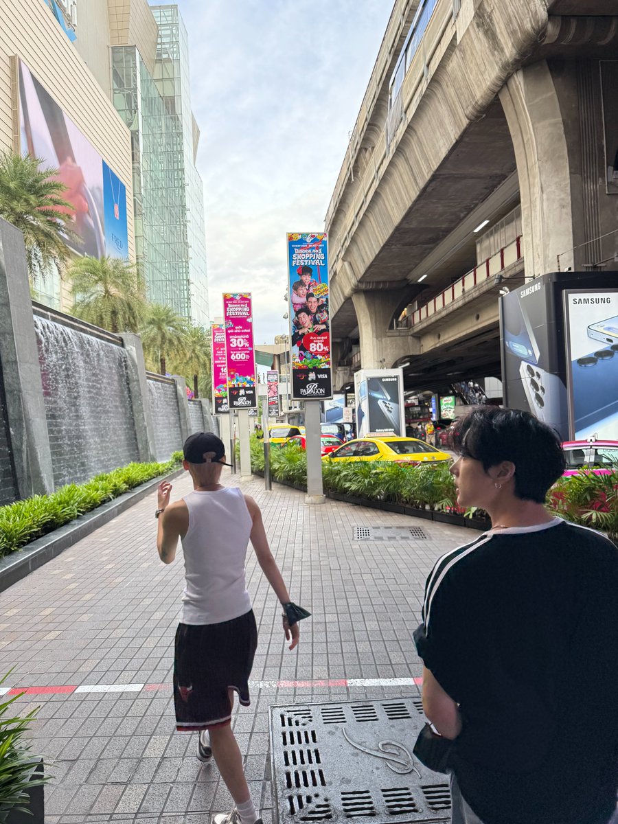 onepact_'s tweet photo. [💙_#태그]

윤사장의 생일을 축하합니다🎉
벌써 2년이 넘는 시간을 알고 지냈네!
팀의 든든한 리더이자 친한 친구 같은 형이 되어줘서 고마워
앞으로도 잘 부탁하고 가지고 싶은 거 있으면 뭐든 대표님한테 얘기해!

#ONEPACT #원팩트
#TAG #태그
#HappyJongwooDay https://t.co/W6RfwGwedl