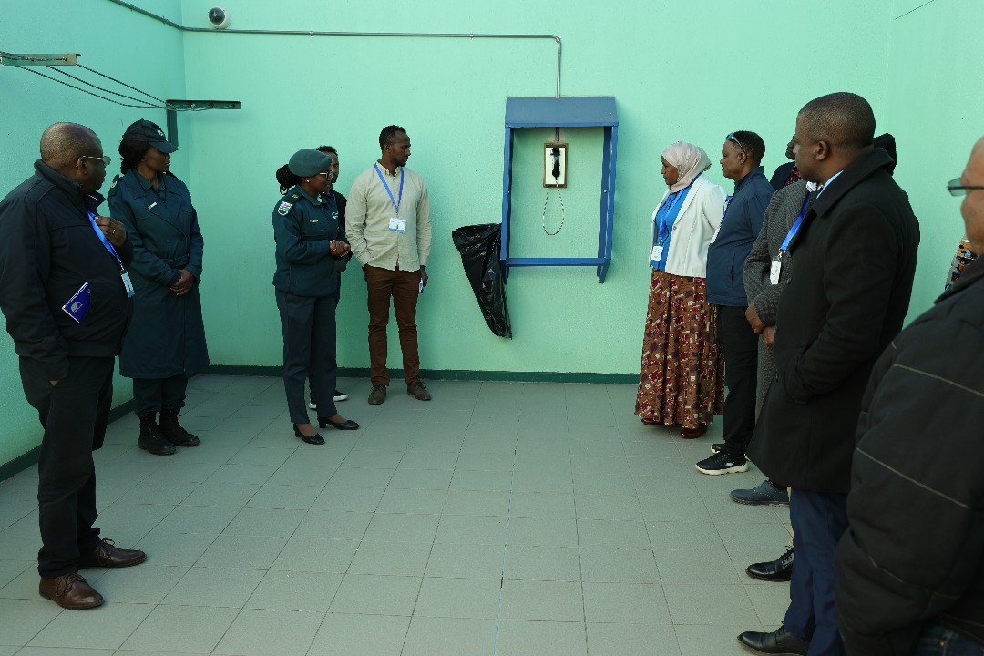 ICRC_SAfrica's tweet photo. Participants of the #WPIA workshop learned about the Namibia Correctional System's services for detainees including telephone access to stay connected with loved ones. Correctional Service management emphasized the importance of humane treatment and upholding detainee rights. https://t.co/N9VTrywLrE