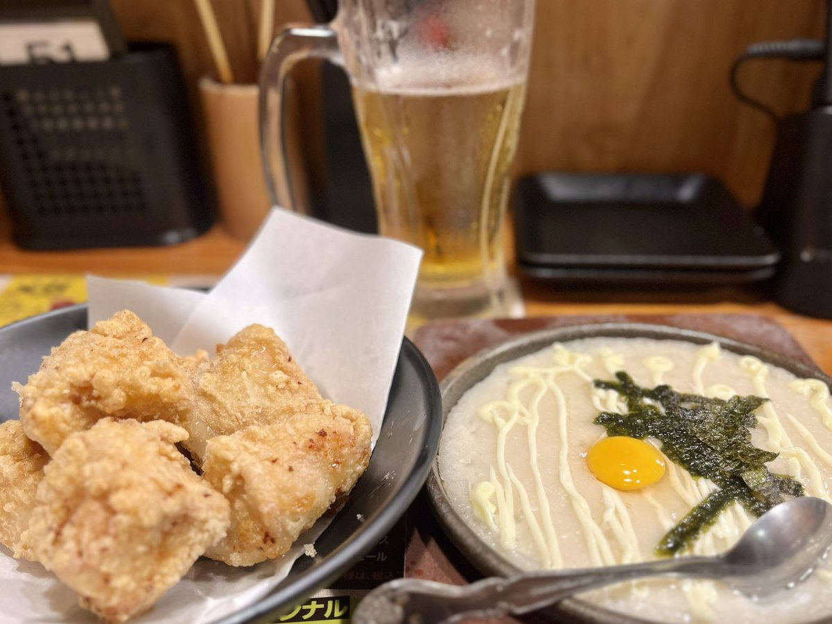 久々に日付が変わる前に電車に乗れたので餓鬼のような顔相で駆け込み寺トリキへ🫶

100頁超の企画書提出し終わった...（全部1人で書いたわけではないけれど）
もう食べてる途中から眠い。家帰ってからもやることいっぱいある👹
睡眠学習枕の出番だな。
俺は俺を騙すことなく生きていく！poison！