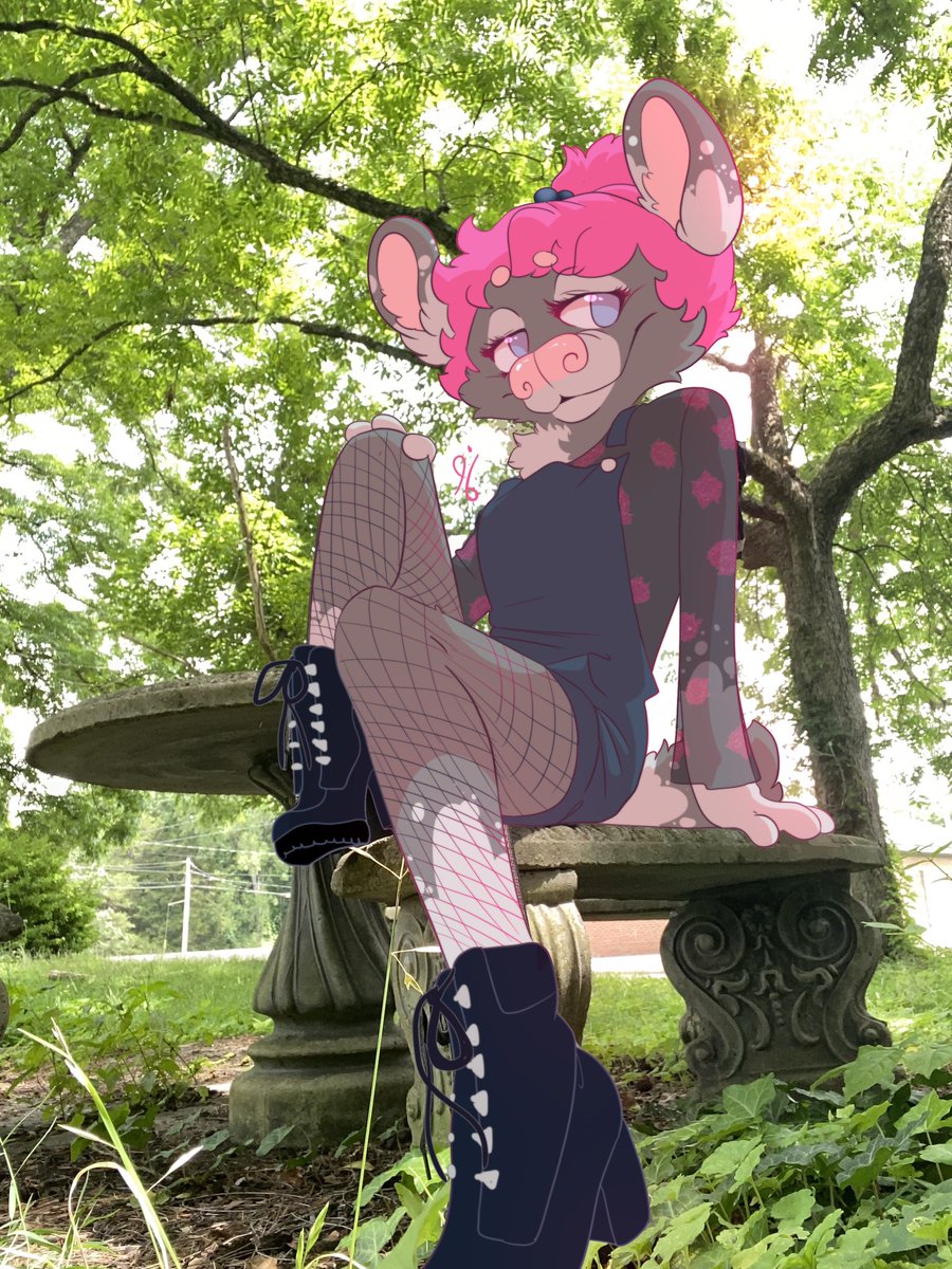 puppyinbleu's tweet image. Wife portrait💕 pls blow this up🥺