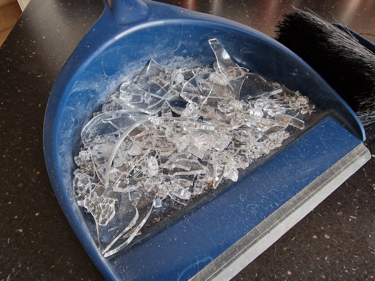 21 years ago I bought a pack of 12 <a href="/sainsburys/">Sainsbury's</a> economy pint glasses for £1.59. Today, 5 remain. That's a breakage of one every 3 years - is that good, or am I clumsy?