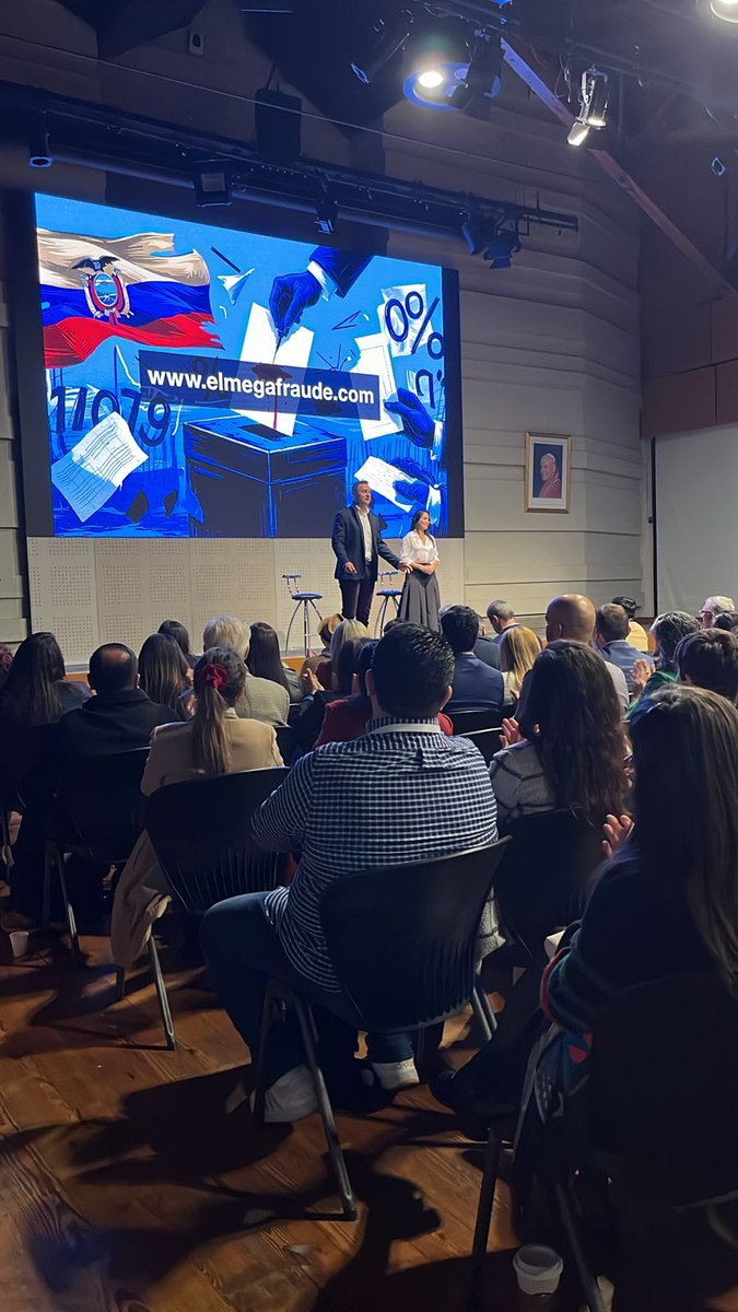 jillroxel24's tweet photo. La presentación: Elección Presidencial en Ecuador
nos dejan una gran reflexión: 

✅"Presentamos esta conferencia en defensa de los procesos democráticos"  @divoskus 
✅"Seguimos contando esto al mundo porque la democracia está en disputa" @LuisaGonzalezEc 
#CongresoBA @CumbreCP https://t.co/xWoQhM5Arq