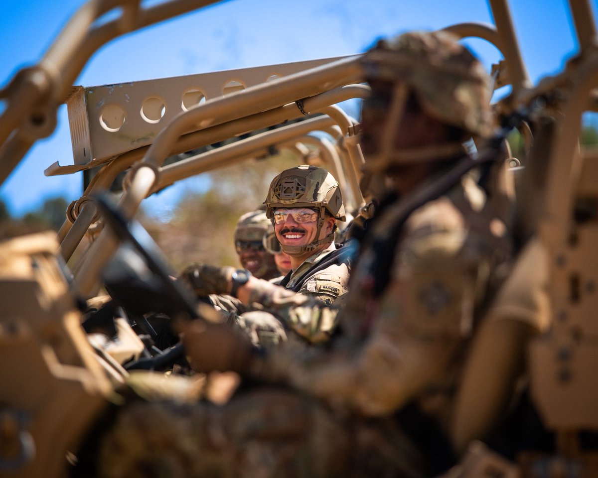 USBPChiefYUM's tweet photo. Yuma Station off-road vehicle instructors recently provided basic MRZR training for Department of Defense soldiers β sharing the skills that help our agents operate effectively in some of the most challenging environments along the border. #BorderSecurityIsNationalSecurity https://t.co/3bIaCitKkX