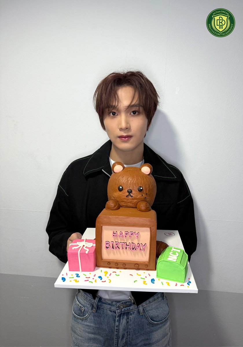 AKUN AKUN YANG BANGGA + SAYANG SAMA HAECHAN NCT! 😭😭😭😭🩷

-a thread