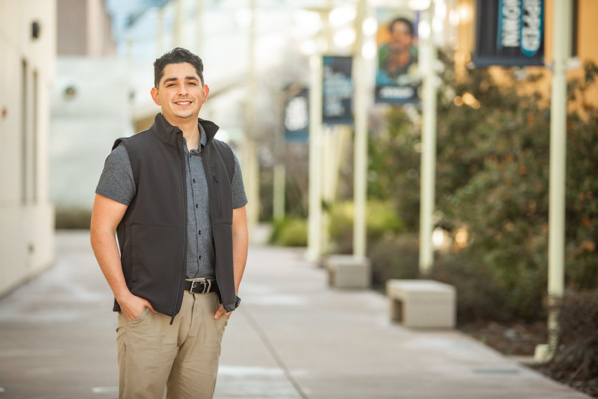 “I’m more confident in what I believe and why I believe it.”

From doubting his major to leading Bible-based finance lessons for high school students, Jessup alum, Israel Alvarez is building a future that serves others.

Read the full story: jessup.edu/mystory