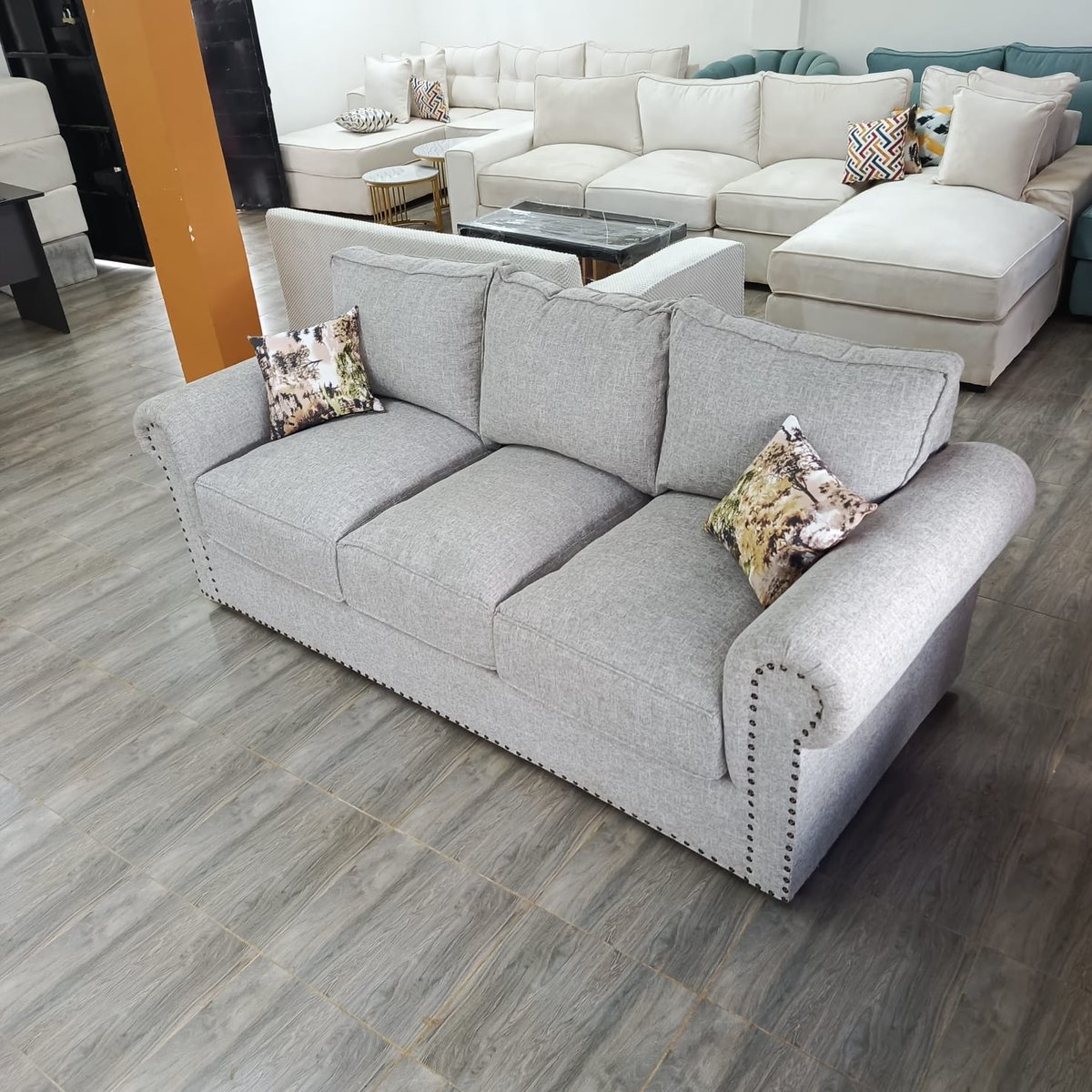 SassyDecors's tweet image. Your dream living room start with us.
We have this and more varieties to choose from.
Make your order 📞 📲 0722 242 195 
#bestsofas
#qualitysofas