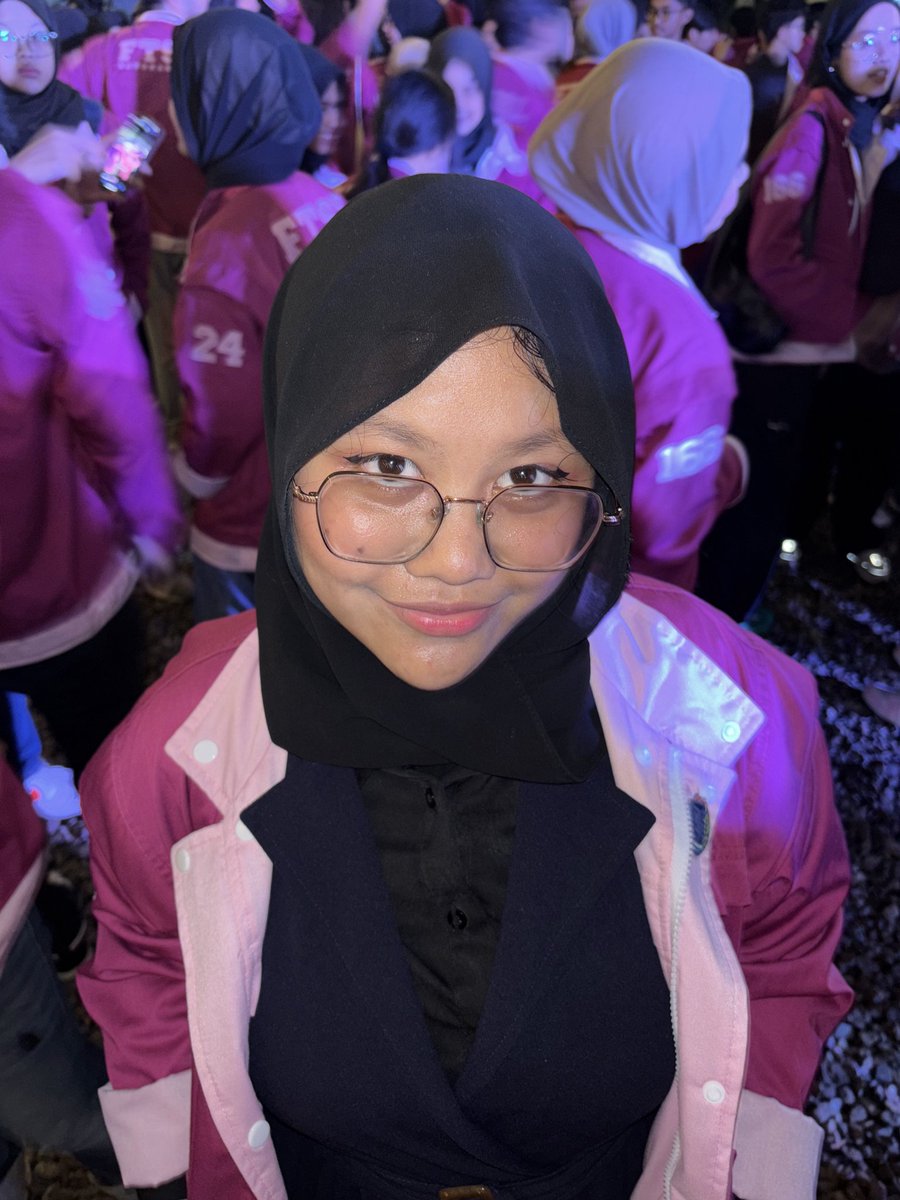 dyahh tweet media
