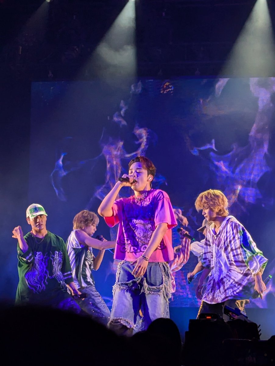 LemonUchida's tweet photo. 躍動感ショットを幾つか🎶
１枚目のリョウキ、リュウちゃん、ソウチン、シュンティの躍動感たるや🤩🦵🏻✨すごい。
#BEFIRST 
#BF_WORLDTOUR2025 
#BF_WT25_NY 
#WHOISBEFIRST https://t.co/LwpEN604t0