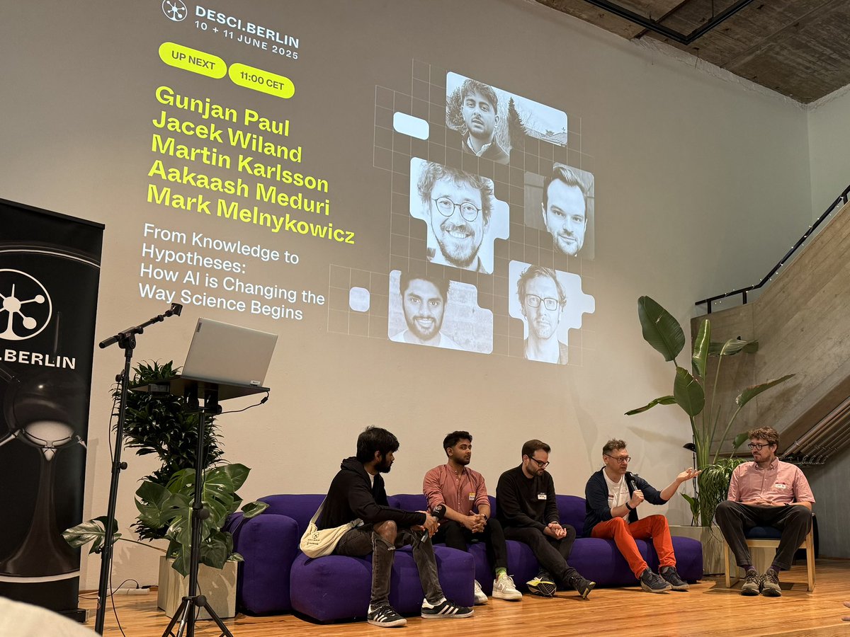 beatabaranowsk's tweet image. from knowledge to hypothesis: how AI is changing the way science begins?
great panel about how AI can accelerate innovation with @BeeARDai @beeard_dev @valley_dao @Cerebrum_DAO @BioProtocol @AakaashMeduri @melnykowycz @crdntwrk at @DeSciBerlin