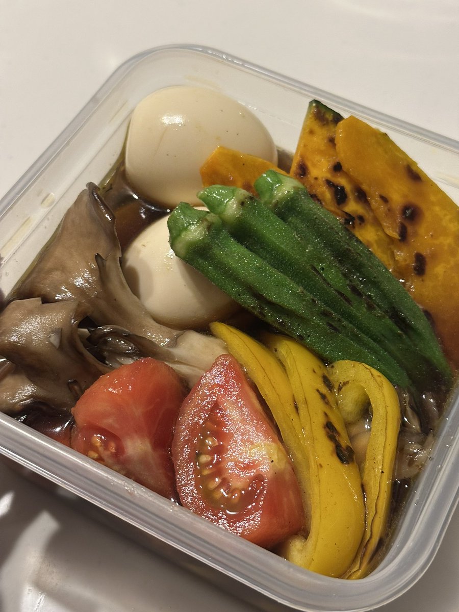 tottocoto_'s tweet photo. 水250
白だし130〜150
めんつゆ50
だし醤油大さじ1とか

ざっくりの分量でやってみたけどめちゃうまでした〜またすぐ作ろ https://t.co/XrOEjaj1JW