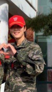 ara____v's tweet photo. 교관님 언제쯤 안 좋아질까 https://t.co/oRis2m3tGr