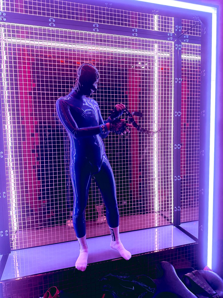 米捲(コメマキ) Series 2 (@rice_roll_sr2) on Twitter photo This place is perfect for a shoot.
Wearing rubber, collared and cuffed—
I just want to be a rubber doll, displayed or used
Broken, if someone even wants to
🇹🇭:<a href="/redstudiobkk/">RED Studio</a>
📷:<a href="/sam_rubber/">樂咖 LE-KA</a>
🎭:<a href="/forfunbangkok/">FORFUN</a>
👕:<a href="/Latex_Forever/">LATEX FOREVER</a>
🔐:<a href="/kbboy_official/">KBboy</a> This place is perfect for a shoot.
Wearing rubber, collared and cuffed—
I just want to be a rubber doll, displayed or used
Broken, if someone even wants to
🇹🇭:<a href="/redstudiobkk/">RED Studio</a>
📷:<a href="/sam_rubber/">樂咖 LE-KA</a>
🎭:<a href="/forfunbangkok/">FORFUN</a>
👕:<a href="/Latex_Forever/">LATEX FOREVER</a>
🔐:<a href="/kbboy_official/">KBboy</a>