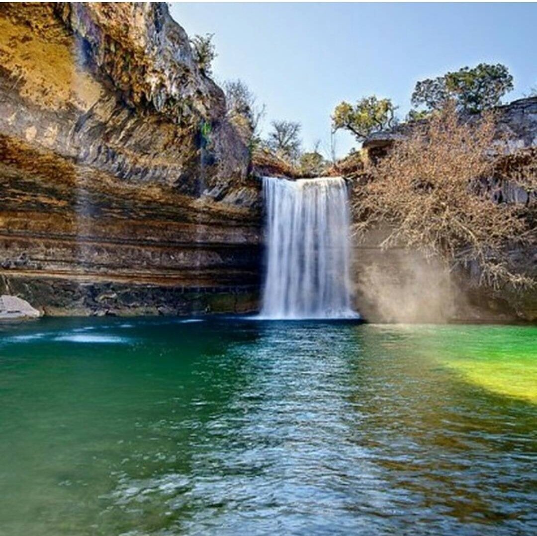 wandervisions's tweet photo. Just west of Austin lies Hamilton Poolโa natural gem with a 50-ft waterfall, lush trails & summer vibes. While the poolโs closed for geological monitoring, the preserve is perfect for hiking & soaking in Texas beauty.๐ฟ #HamiltonPool #TexasSummer #HillCountryHikes https://t.co/9aN3oPU6wd