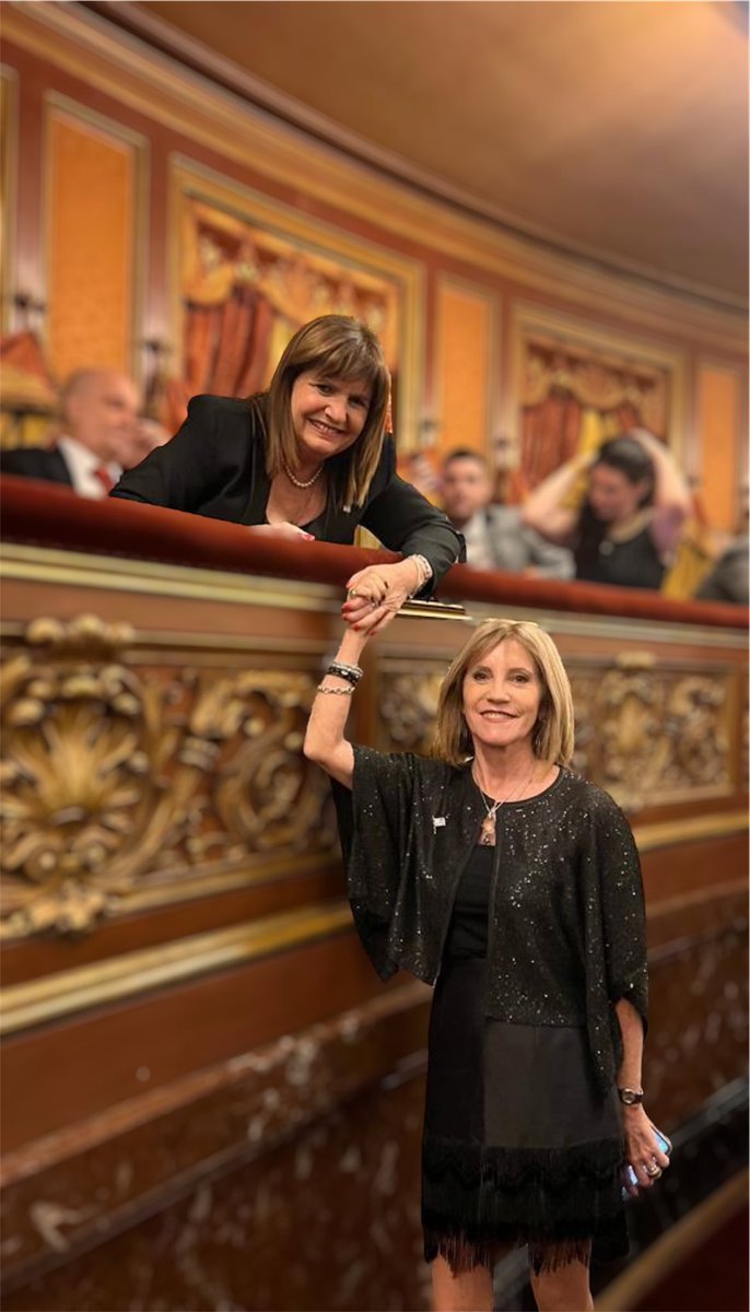 ¡¡Feliz cumpleaños a la gran Ministra <a href="/PatoBullrich/">Patricia Bullrich</a>!!. Un largo camino  transitando juntas. Salud y buenas noticias te deseo en este nuevo año. 🎂🎉🥂❤️