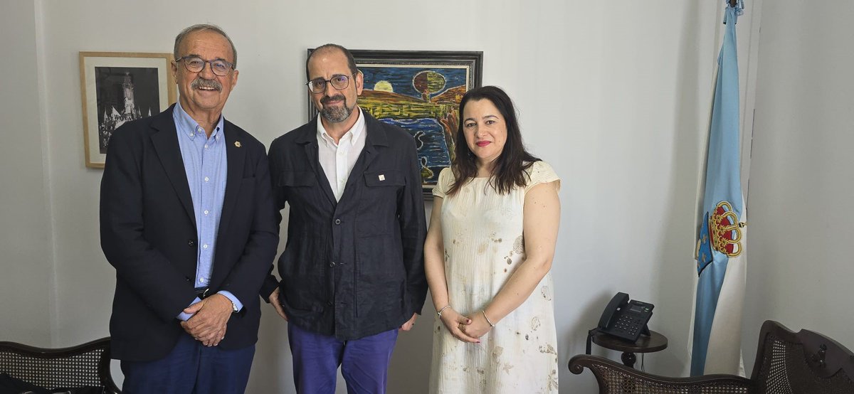 RA Galega Ciencias (@ragalegaciencia) on Twitter photo 💚 O presidente da RAGC, <a href="/juanmlema/">Juan M. Lema</a>, reuniuse co novo presidente da <a href="/AcademiaGalega/">Real Academia Galega</a>, <a href="/QuiqeMonteagudo/">Henrique Monteagudo</a>, e a tesoureira da institución, María López Sández <a href="/mlsandez/">María López Sández</a>
🗣🧬Abordaron posibles vías de colaboración para contruibuír á promoción da lingua e a ciencia na nosa comunidade. 💚 O presidente da RAGC, <a href="/juanmlema/">Juan M. Lema</a>, reuniuse co novo presidente da <a href="/AcademiaGalega/">Real Academia Galega</a>, <a href="/QuiqeMonteagudo/">Henrique Monteagudo</a>, e a tesoureira da institución, María López Sández <a href="/mlsandez/">María López Sández</a>
🗣🧬Abordaron posibles vías de colaboración para contruibuír á promoción da lingua e a ciencia na nosa comunidade.
