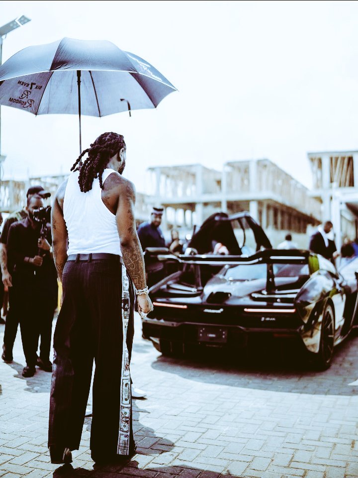 BigNavigator24's tweet image. This pics hits hard meh. 🔥🔥
Batman African Giant 💨