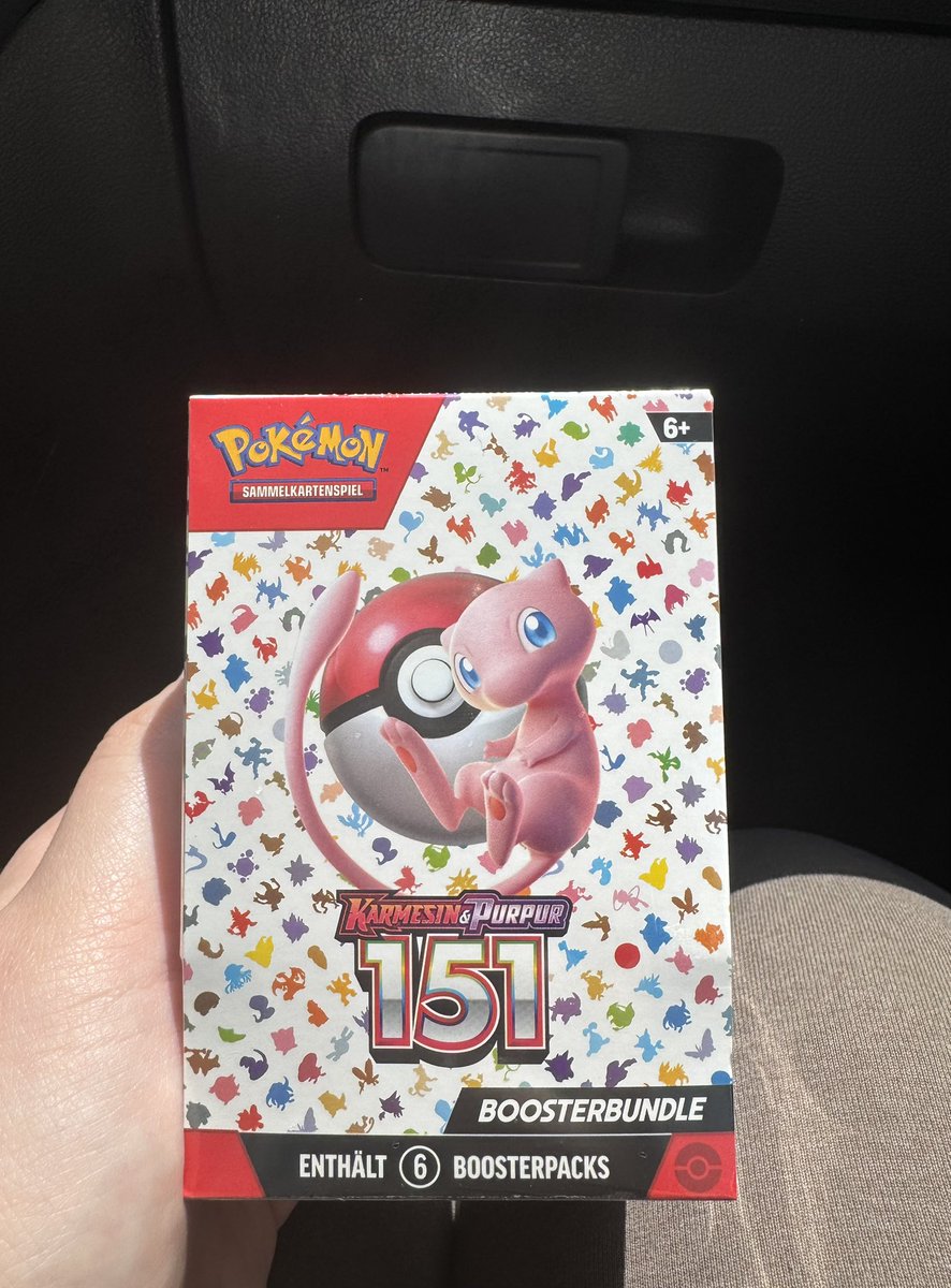 Finally kriege ich auch mal die Chance 151 aufzumachen mein Pokémon Herz überschlägt sich 🥹