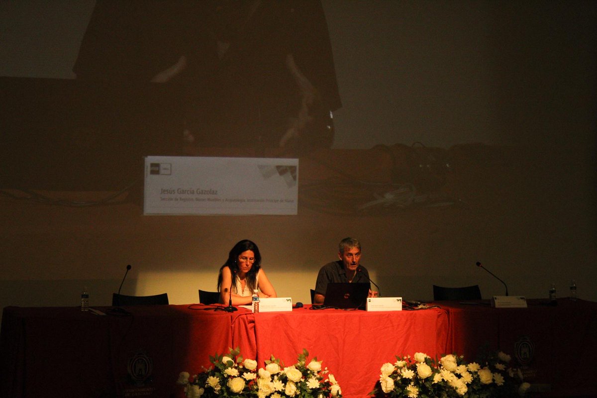 📜 ¡Arranca la XX Semana Romana de Cascante!

Este lunes inauguramos el ciclo de conferencias con una sesión en la que contamos con la participación de Ignacio Apezteguía, Director general de Cultura-Institución Príncipe de Viana.