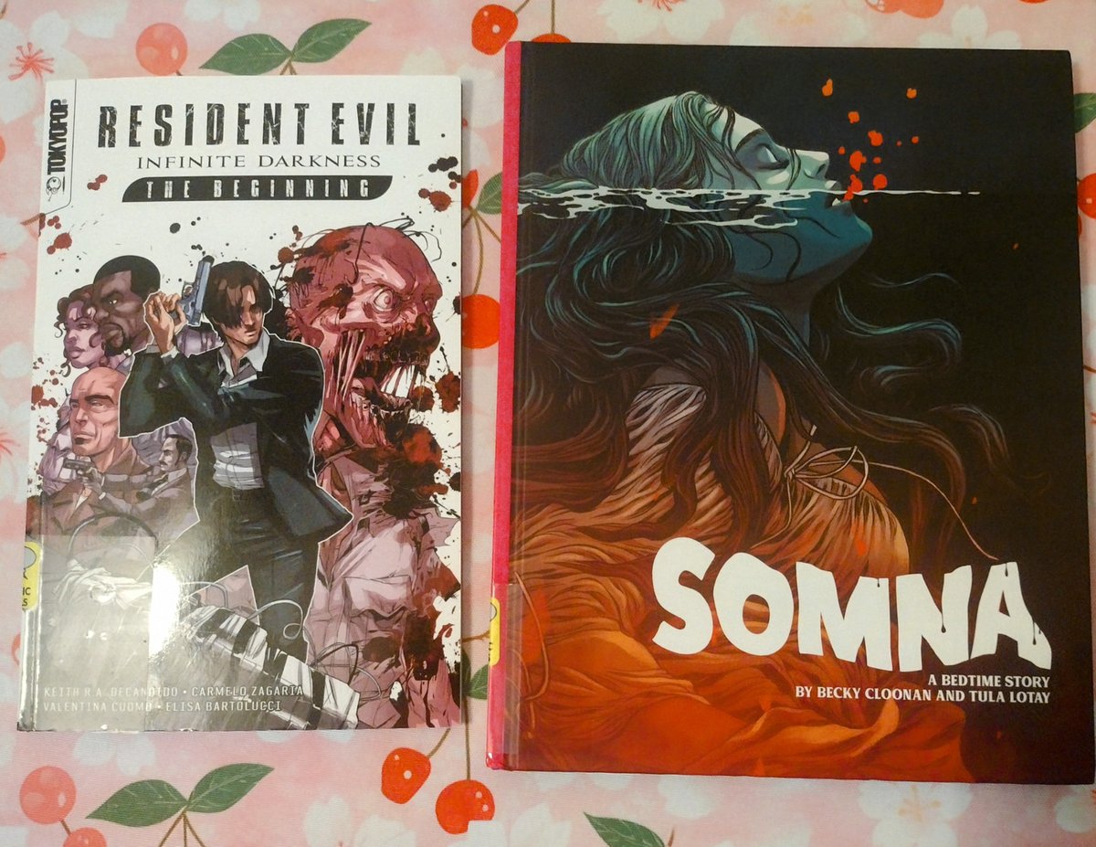 📚 Books I enjoyed while taking care of a house and dogs over the weekend. Part 1: Friday🏠🐶

Resident Evil: Infinite Darkness - The Beginning
TOKYOPOP | <a href="/TOKYOPOP/">TOKYOPOP</a>

SOMNA
Becky Cloonan | <a href="/beckycloonan/">Becky CloOOoOoOonan 👻</a>
 
Tula Lotay

#comics   #librarytwitter #librarylife #horror #ResidentEvil