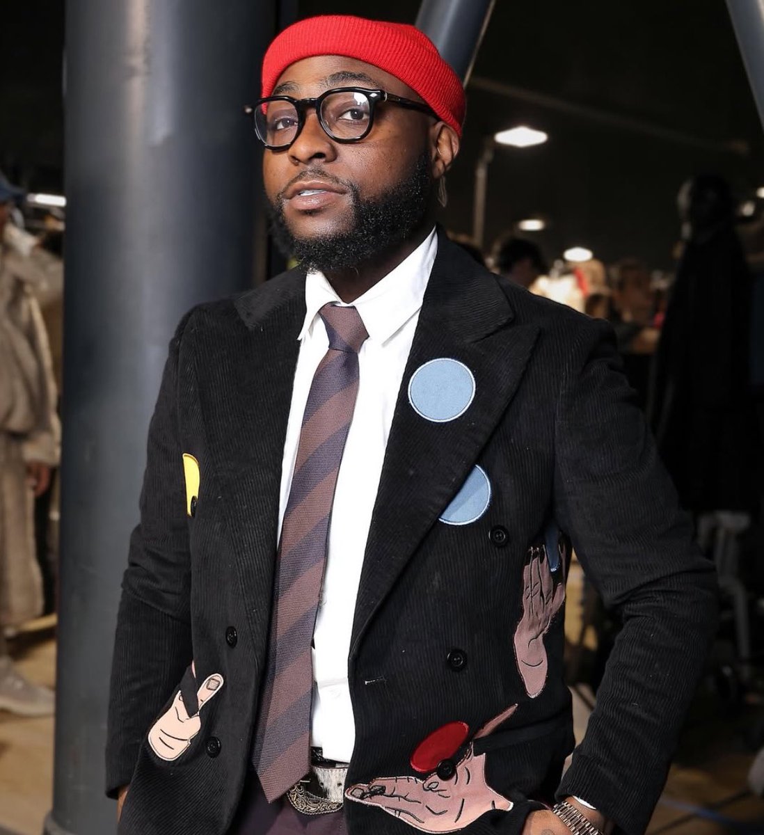 RT. for Pakurumo.              LIKE. for Davido