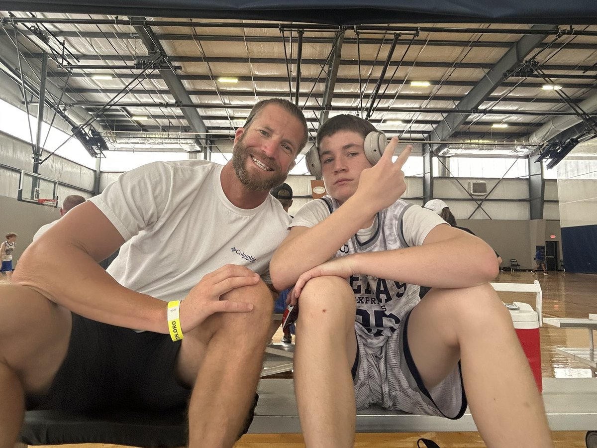 CockrellDelt's tweet image. 15 years ago this dude changed my life forever! He is amazing, funny, and just an over all awesome kid. I am so blessed to have such an amazing son! Happy Birthday Parker!