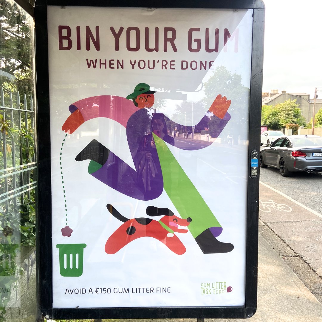 FocusAdvert_ie's tweet photo. We love a bright pop of colour, have you seen our Gum Litter Taskforce ads out and about this Summer? #binyourgum https://t.co/FPnz8nA0Jb