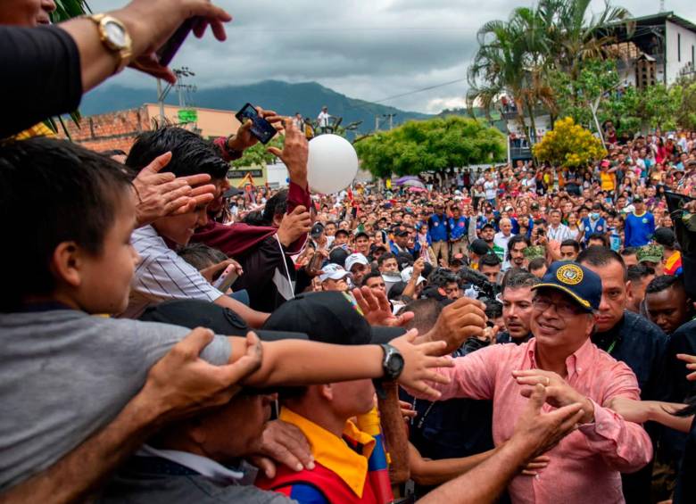 El presidente <a href="/petrogustavo/">Gustavo Petro</a> no está gobernando contra nadie, está gobernando para los que nunca han tenido nada.