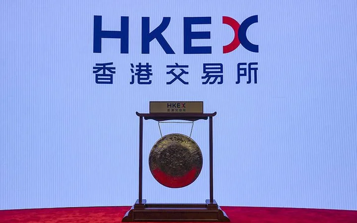 Elizabeth tweet media