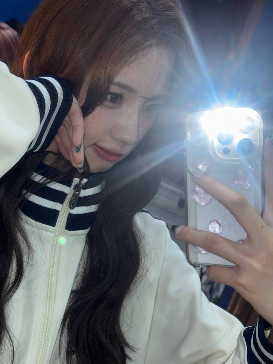 triplescosmos's tweet photo. 지우선배 🫢✨

#tripleS #트리플에스 #トリプルS
#トリプルエス #トエス
#JiWoo #지우 #ジウ https://t.co/u5ulMYermr