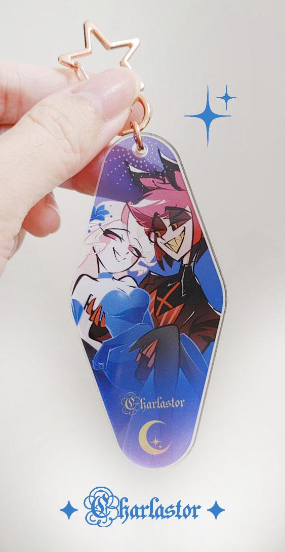 huangman_7's tweet image. This time, the keychains are in a hotel keycard style, just like the phone stands, with a total of 5 designs.😌
#HazbinHotel #HazbinHotelFanart #charlastor