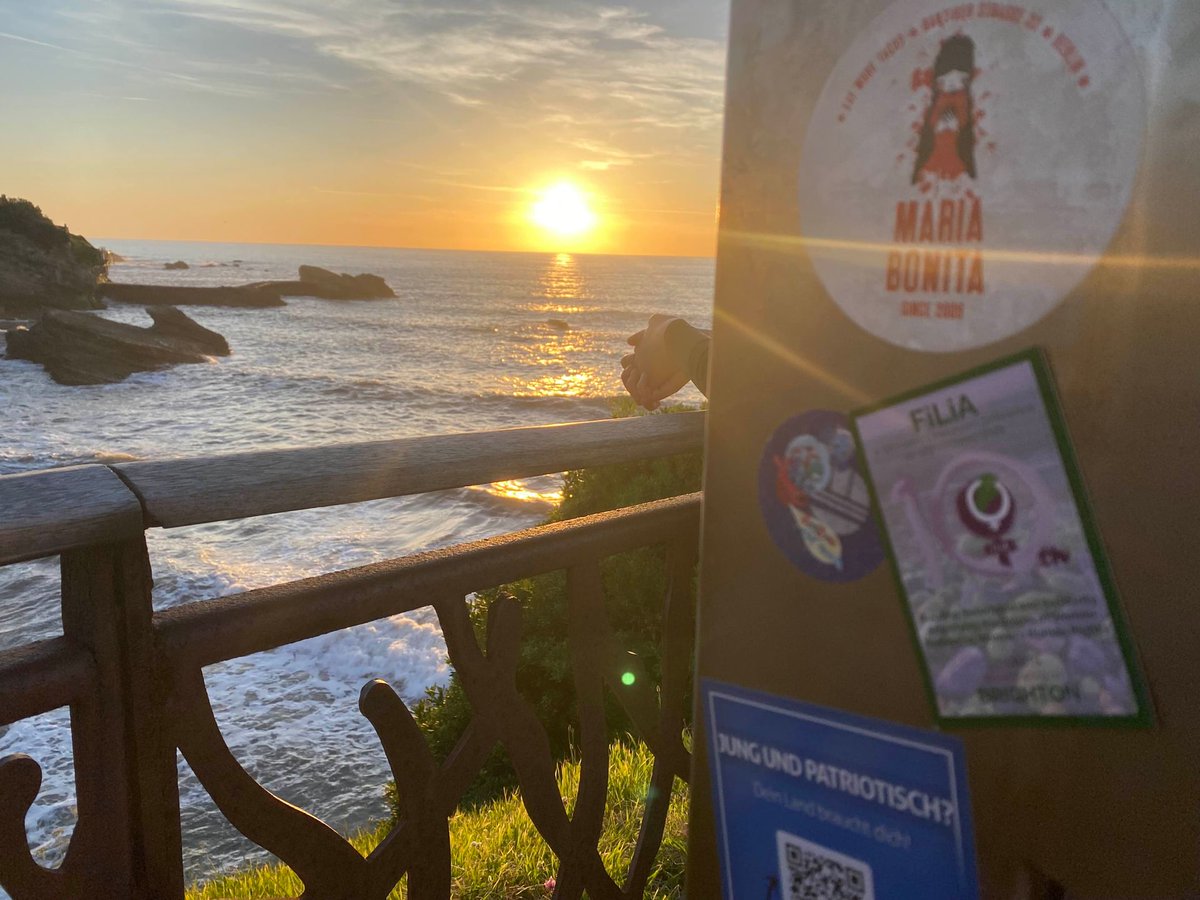 FiLiA cards get placed across the world this one in #Biarritz Women find them and make their way to FiLiA.

We are building a global movement working towards women’s liberation. Join us by buying your ticket today filia.org.uk/tickets

#Sisterhood #Solidarity #FiLiACard