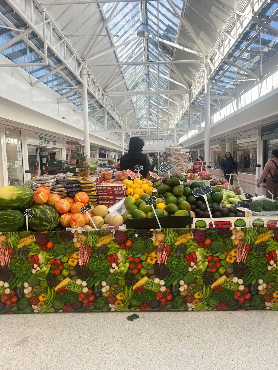 Craving tropical flavors? 🥭🍍 Fruity Bliss Limited has fresh, exotic fruit at Templars Square, near Shaw Trust. Perfect for snacks or meals! #TemplarsSquare #FreshFruit #ExoticFruit #HealthyEating #ShopLocal