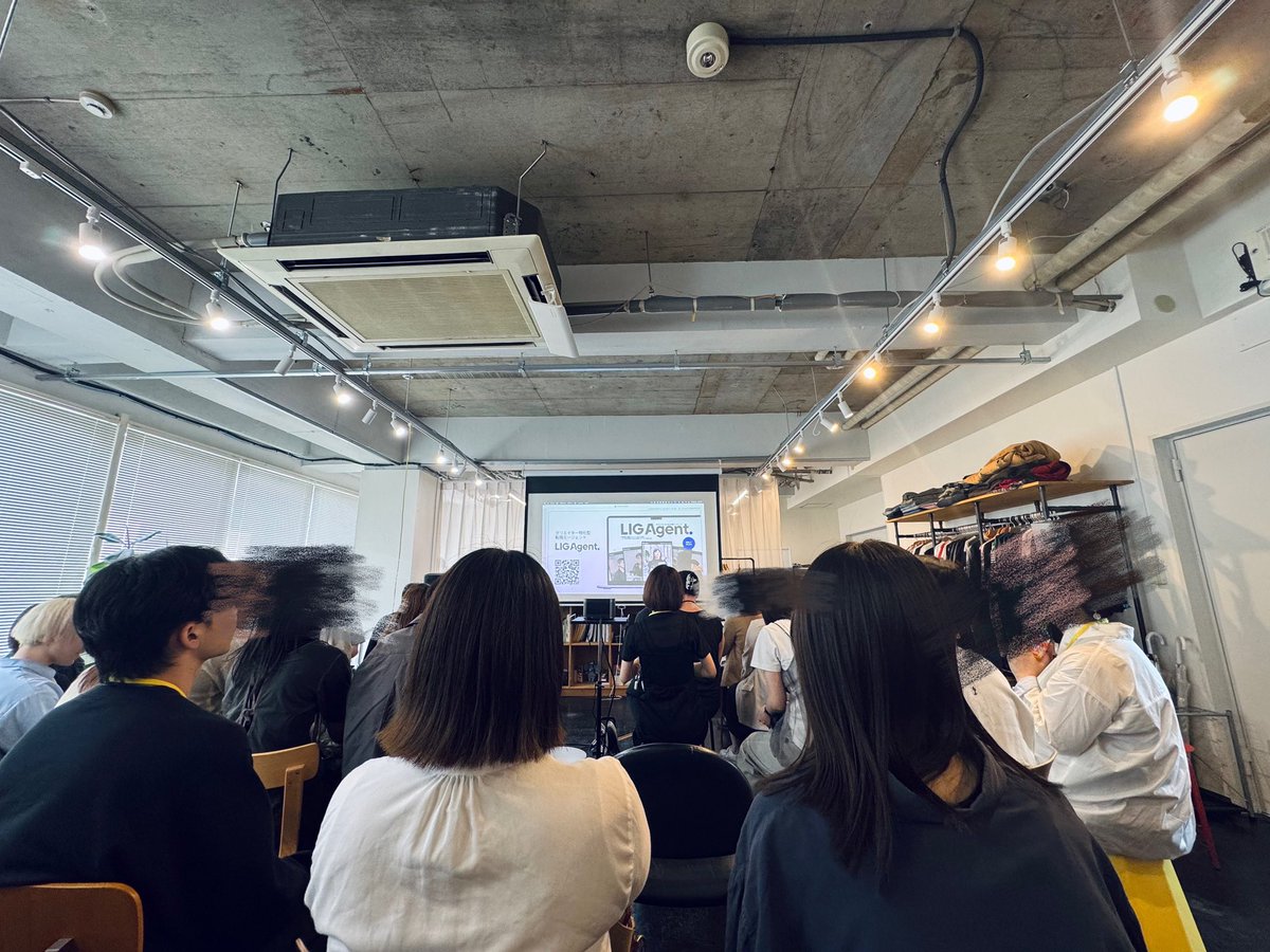 u_pa_yoshio's tweet photo. めちゃくちゃ出遅れてるんですが、先週の(日)はデジLIGの素敵なイベントにお邪魔しました。
制作会社の話も聞けたし、皆それぞれ悩みがあるんだなって学びました🦕
また行きたいです!
#デジLIG #POOL #CREATORCOMPASS https://t.co/qfPRiHGFjf