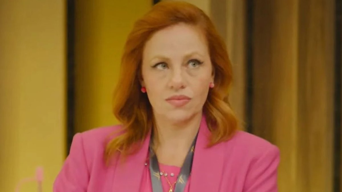 's tweet image. O grupo de discussão de #ValeTudo apontou, além de Maria de Fátima (Bella Campos), outros três personagens que são muito bem quistos pelo público: Odete Roitman (Debora Bloch), Marco Aurélio (Alexandre Nero) e Aldeíde (Karine Teles).

🗞 Folha