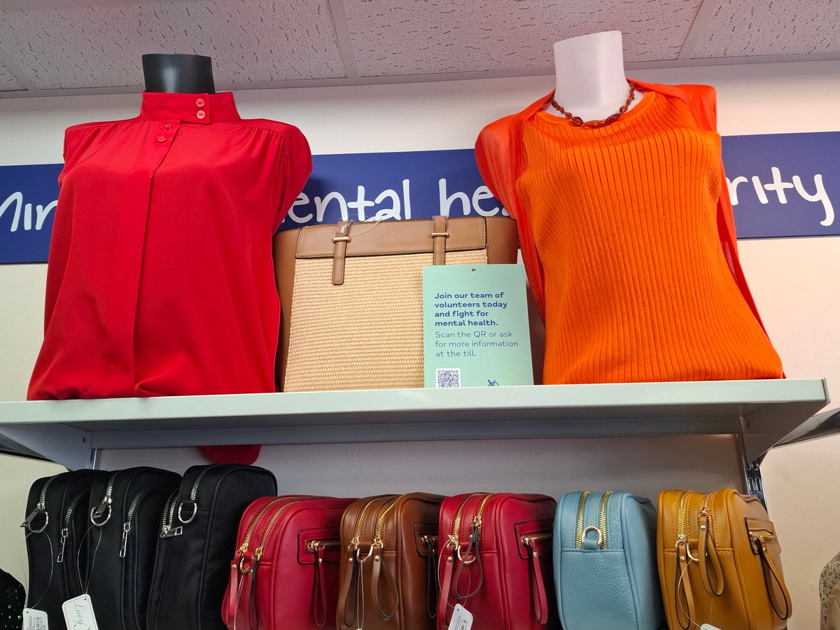 Mind_Knowle's tweet photo. Want to add some colour to your wardrobe? We can help with that! Pop down to @Mind_Knowle  and see what you find. You may find something you were not expecting to  #colour #colourful #wardrobe #mind #mindknowle #bargain #bargainshopping https://t.co/en94hM0A5N