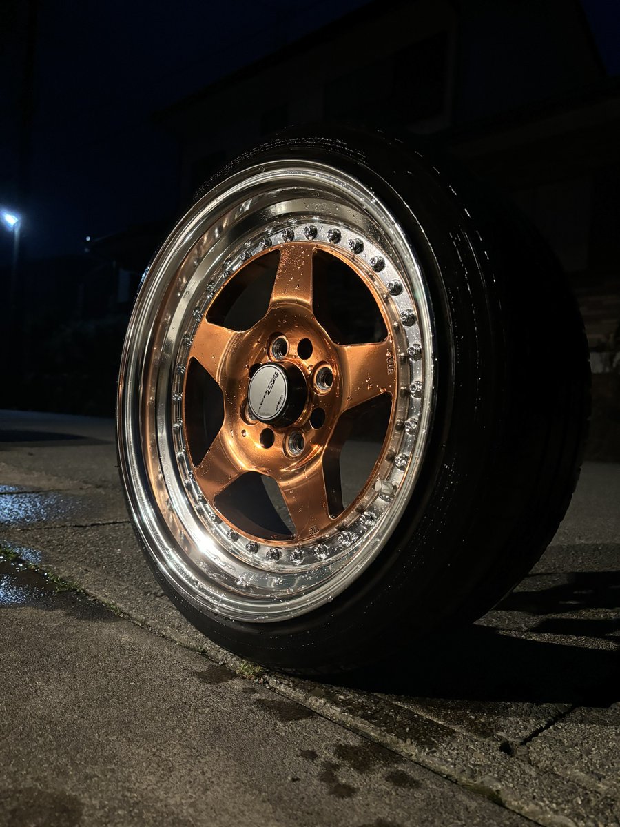 Rin_Ruby36's tweet photo. WORK MEISTER CR01
15inch 7J +20 4穴PCD100
カッパークリア*特注color
4本通し 12万 現在室内保管
気になる方はリプorDMお待ちしてます☺️
#ホイール売ります #wrok https://t.co/7x1huoF8RT