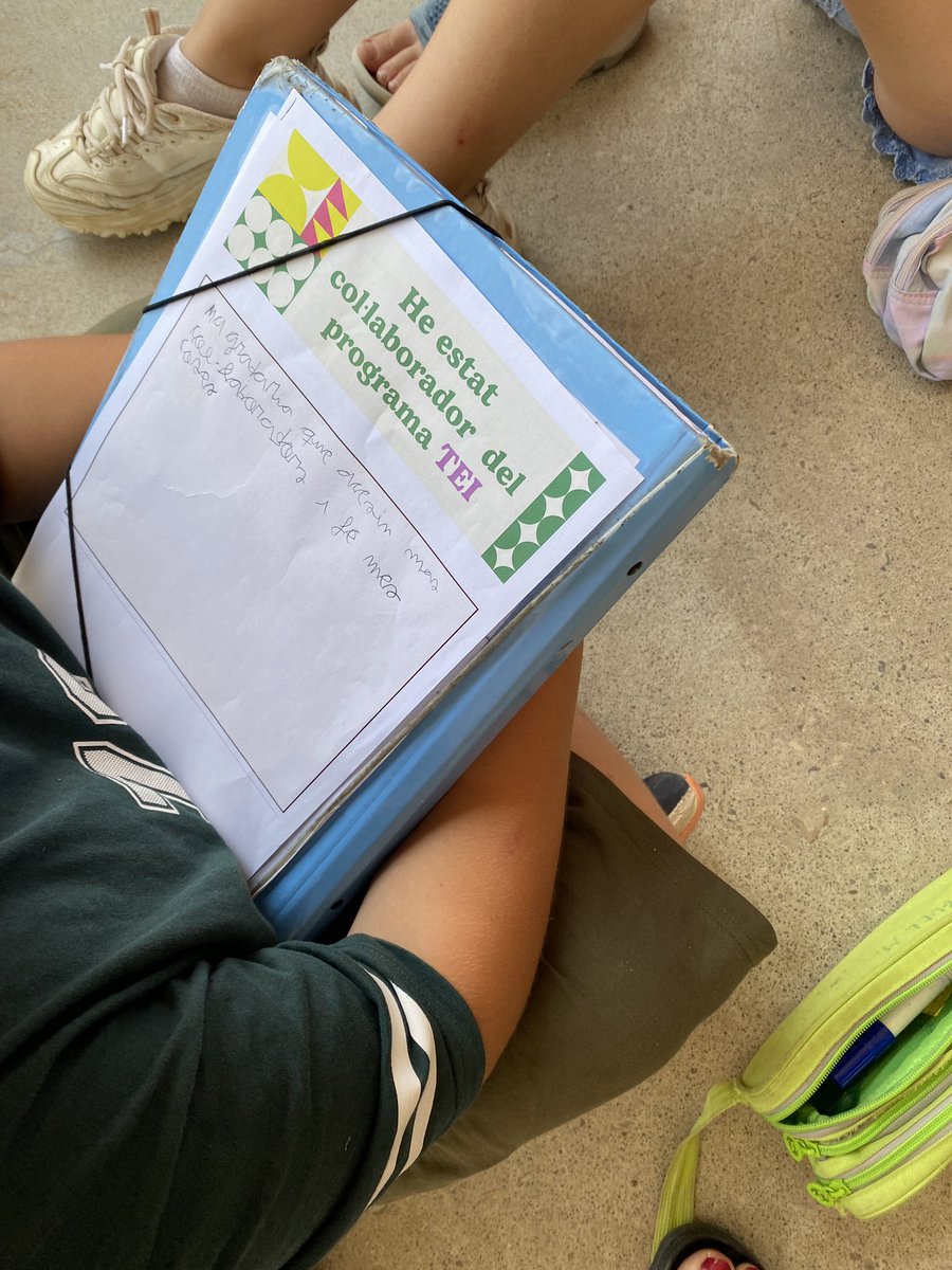 Escola Els Picots tweet media